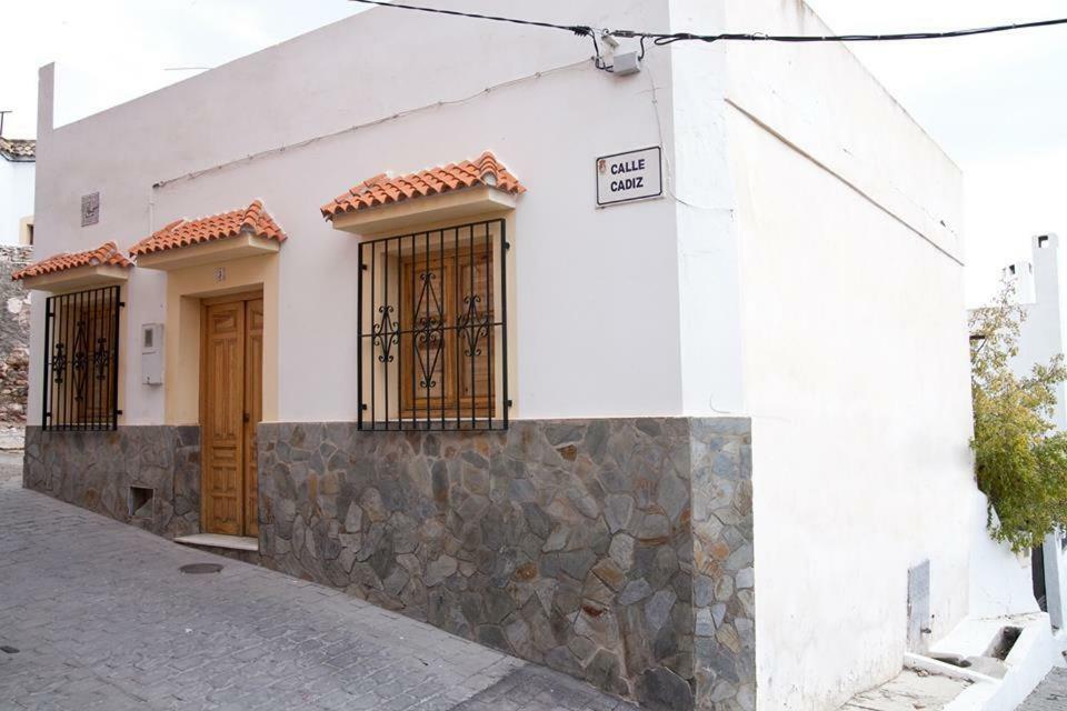 Vivienda Rural El Mirador De Enix Villa Exterior photo
